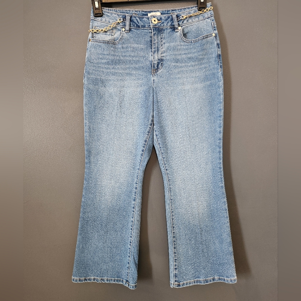Camila Coelho Women's 6 Bootcut Crop Chain Link Jeans Lightwash Mid Rise NWOT